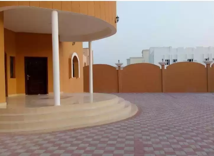 Wohn Klaar eigendom 1 Schlafzimmer S/F Wohnung  zu vermieten in Doha #15705 - 1  image 